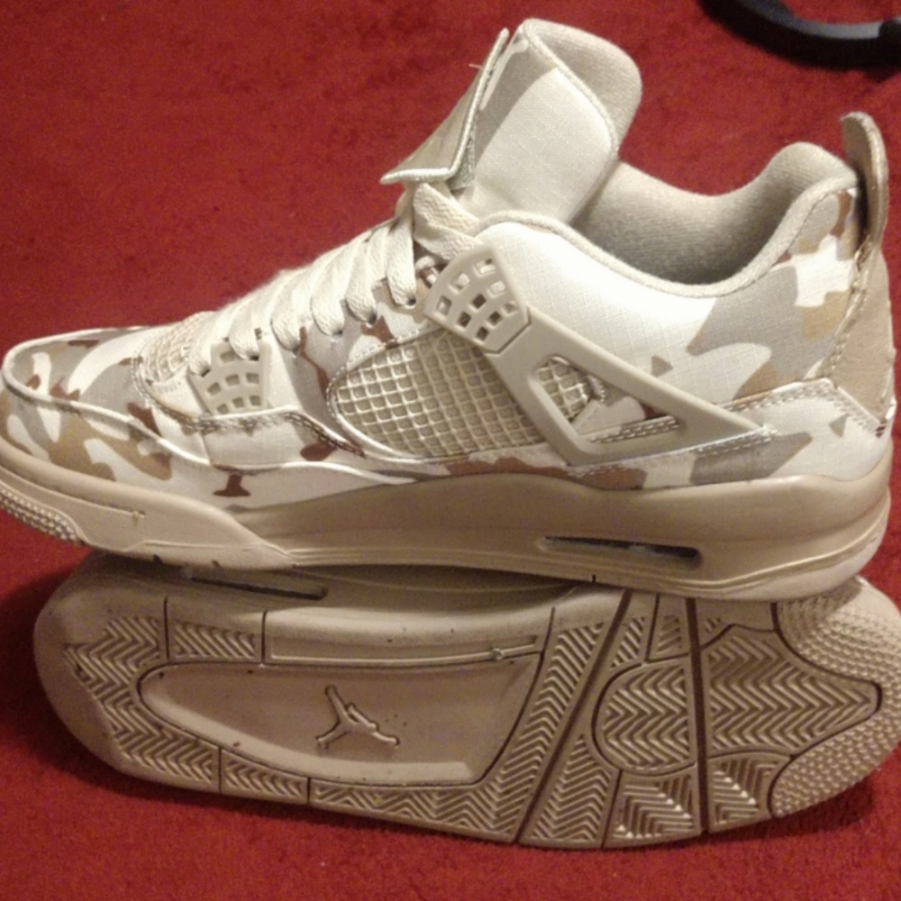 Air Jordan 4's